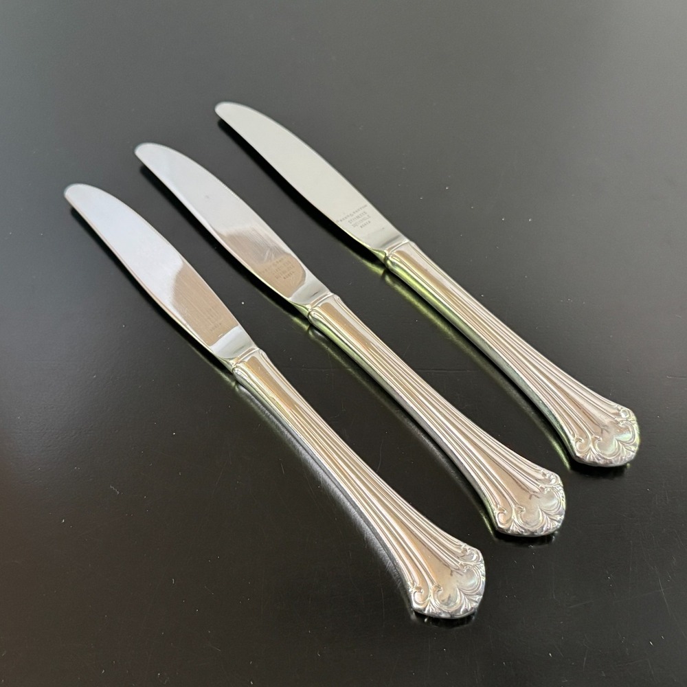 Reed & Barton Stainless Steel Flatware REGINE Lot of 3 Dinner Knives